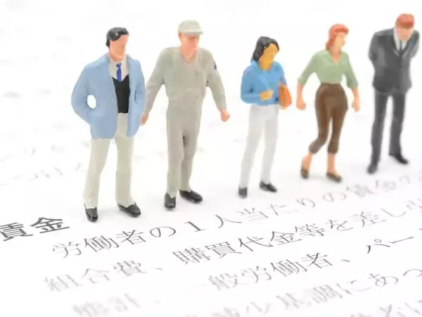 40代の「平均年収」はいくら？ 男女・業種別に分かりやすく紹介