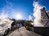 「【静岡県】月1回開催の“台湾夜市”も。昭和レトロな風情のある「熱川温泉」の魅力とは？」の画像1
