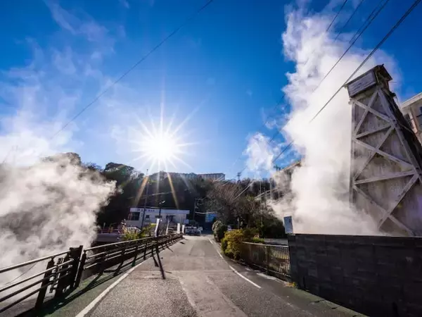 【静岡県】月1回開催の“台湾夜市”も。昭和レトロな風情のある「熱川温泉」の魅力とは？
