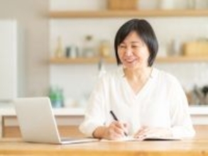 金融資産5500万円「毎月、天引きで給料の3分の1程度の財形貯蓄を続けた」62歳女性の堅実な準備