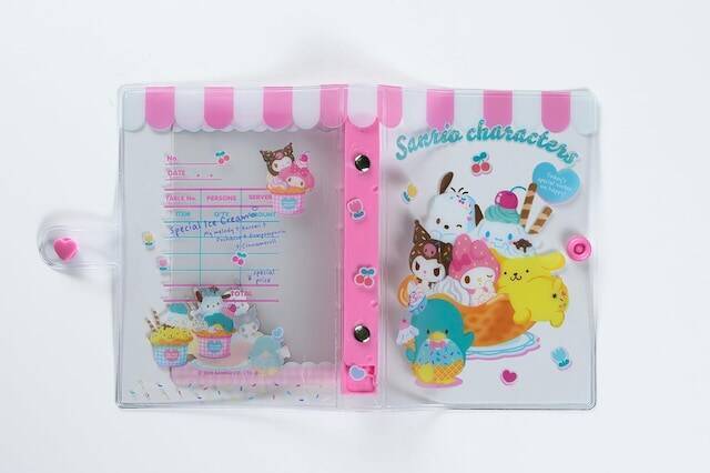 サンリオデザインのシール手帳がうれしい！「クリアシール手帳」が付いてくる『あそぼうサンリオキャラクターズ　きらめきかわいいブック　クリアシール手帳特大号』は7月16日発売