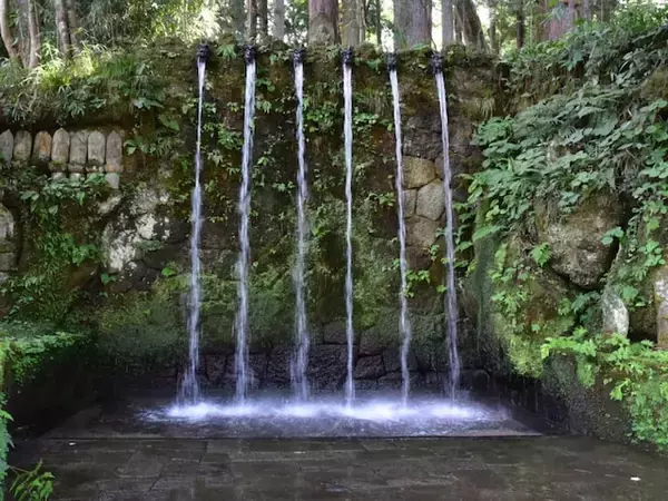 富山県で「冬に行きたい滝」ランキング！ 2位「大岩山日石寺の六本滝」を抑えた1位は？【2026年調査】