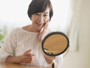 年収400万円・61歳女性の買ってよかった株主優待「エイジングケアで試したくなる商品がもらえる」