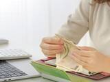 「「ちまちま節約するより、月々の固定費を見直し」貯蓄1900万円・40歳女性が物価高で真っ先に削った支出」の画像1