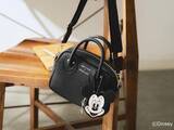 「【付録】ミッキーの「ショルダーバッグ＆チャームポーチ」が付いてくる！ 予約必須の『YOUNG&OLSEN The DRYGOODS STORE SHOULDER BAG BOOK』は5月26日発売」の画像2