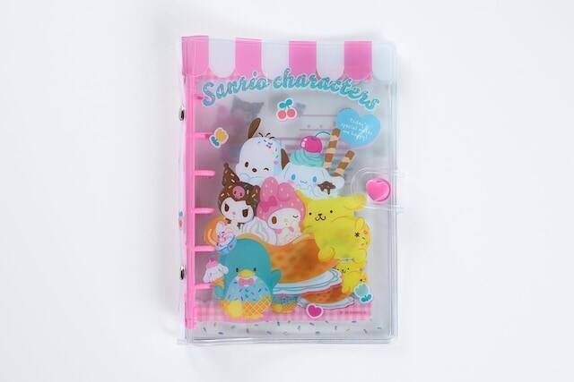 【付録】サンリオキャラがかわいい「クリアシール手帳」が付いてくる！ 『あそぼうサンリオキャラクターズ きらめきかわいいブック クリアシール手帳特大号』が7月16日発売
