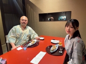 「こんなかわいかったのか・・芸能人？」お笑い芸人、美人妻との顔出しショットに反響「可愛すぎてAI生成画像かと」