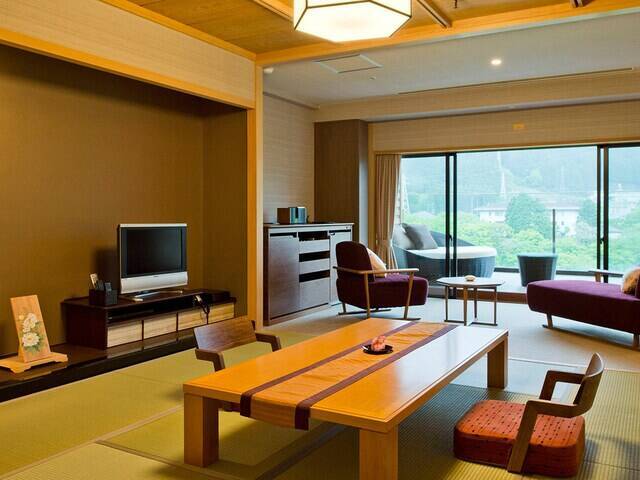 【栃木県で泊まってよかった】「鬼怒川金谷ホテル」は全室リバーフロントの贅沢な空間。四季折々の鬼怒川を望む大人の隠れ家