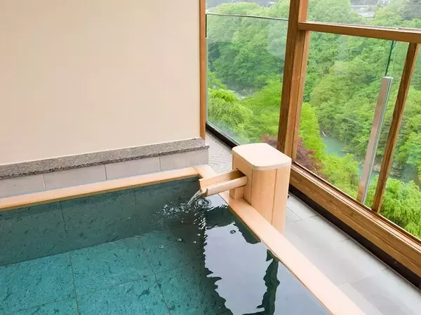 「【栃木県で泊まってよかった】「鬼怒川金谷ホテル」は全室リバーフロントの贅沢な空間。四季折々の鬼怒川を望む大人の隠れ家」の画像