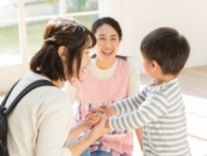 【千代田区】幼稚園・こども園、途中入園情報！ 保育料無償化で 安心の子育てライフを。申請の流れまとめ