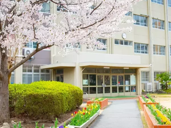 「クラス分け」と「担任」を直前まで教えてくれないのはなぜ？ 現役教師が明かす深い理由