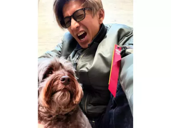 「愛犬家」の印象が強い男性芸能人ランキング！ 2位「木村拓哉」、では1位は？
