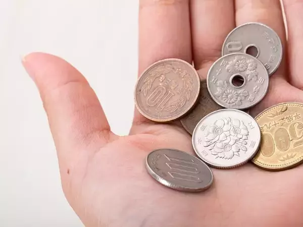 【心理テスト】“手”の動きで分かる「お金への執着度」「金運アップ法」あなたはどのタイプ？