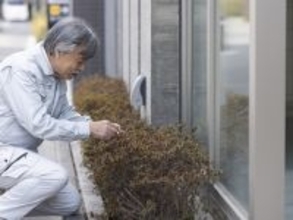 「働かないと生活できない」ビル管理人の仕事で月13万円稼ぐ66歳男性の年金額