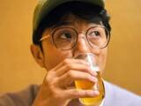 「井ノ原快彦、イケメンな友達と地元飲み！ 「こんな普通に歩いてるのー？！」「シュウさんもイケオジ」」の画像1