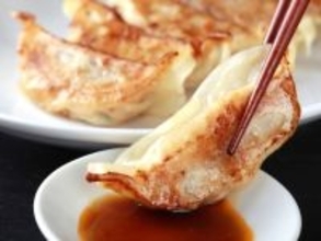 旅先で買いたい「栃木県のお土産」ランキング！ 2位は宇都宮みんみんの「生餃子」、1位は？ 【2025年調査】