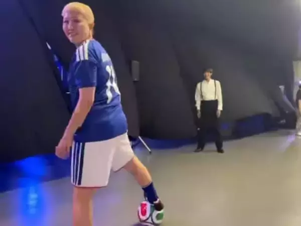 「現役と変わらずカッコいい」丸山桂里奈、サッカーをする姿を披露！ 「ハーランド？かと思いました」