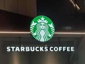 スタバを家族全員で…いいなあ。世帯年収650万円・37歳女性「正直他の人はみんなお金持ちに見えます」