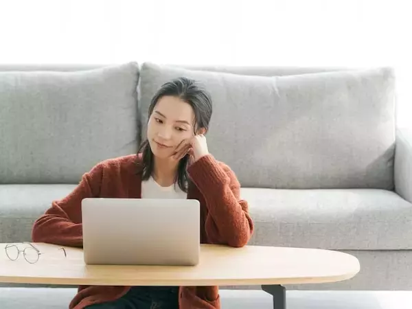 37歳女性「バーゲンセールの時こそ積み立て」月6000円から始めた約2年間のNISA運用実績