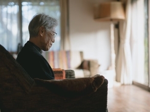 「どう思われても、生きていくしかない」81歳・月の年金7万円の住民税非課税世帯生活