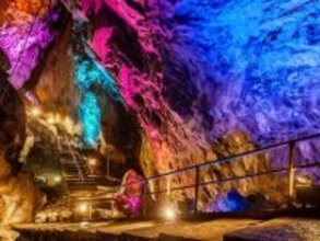 絶景だと思う「日本の洞窟」ランキング！ 2位「日原鍾乳洞（東京都）」を抑えた1位は？【2025年調査】