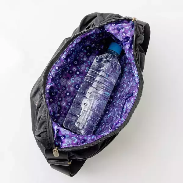 「【付録】見た目以上の収納力！ ANNA SUI mini「2wayクロワッサンバッグ」が付いてくる！ 『ANNA SUI mini 2wayクロワッサンバッグBOOK』が6月5日発売」の画像
