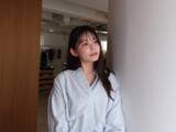 「「背中すごく綺麗」久間田琳加、夏コーデで美背中＆美脚を披露！ 「スタイルが完璧すぎる」「美しい」」の画像1