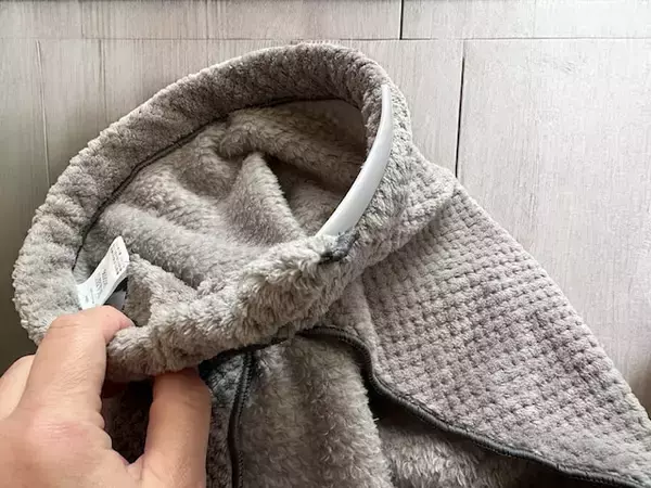 「【スリーコインズ】秒で装着！ まさに“エプロン革命”の「クイックエプロン」」の画像