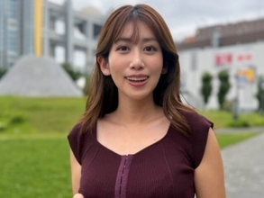 「おへそにキュン」中川安奈、へそチラ見えコーデを披露！ 実妹とのツーショットに「美人姉妹」の声も