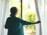 「「ゆっくり起きて、家で趣味などに没頭できる時間が好き」67歳女性の“お金をかけない”休日の過ごし方」の画像1