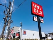「ちょっとー！ これ売ってたの」ユニクロのサテンブラウスに再販希望殺到。品切れ続出の人気ぶり