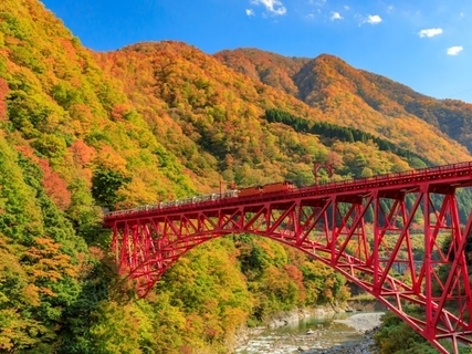 絶景だと思う「日本の渓谷」ランキング！ 2位「黒部峡谷（富山県）」を抑えた1位は？【2025年調査】