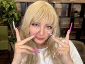 「すごい美人がおる…」男性アイドル、エルフ荒川のギャルメイクで変身！「ウソだろ」「ゆきぽよかと」