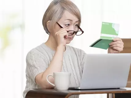 月の年金12万円「子どもの仕送りがあっても赤字になる」72歳おひとりさま女性の賃貸暮らし
