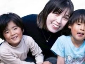 「ずっと大好きだよ」元尼神インター・誠子、子どもたちとのスリーショット公開「とても可愛いですねー」