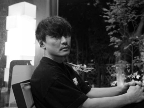 サカナクション・山口一郎、“持病の群発頭痛”が始まる。「鬱病の揺り戻しの波も」「発作と付き合いながら」