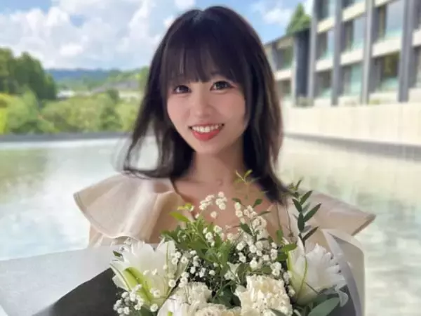 27歳差夫婦の妻、誕生日に夫婦ショットを公開！ 「まだ25だったのね」「旦那さんとずっとラブラブ」