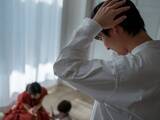 「年収300万円「理想は自分が稼いで妻に家にいてもらうこと」貯金月1万円・31歳男性の共働き給与事情」の画像1
