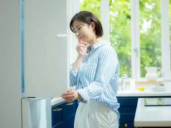 Q. 冷蔵庫からずっと「ジー」という音がしています。真夏だけ大きくなるのですが普通ですか？