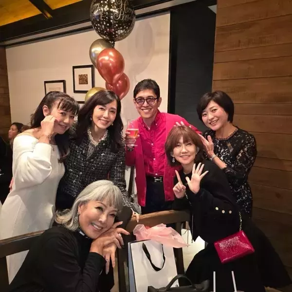 早見優「同期仲間」薬丸裕英の還暦パーティに参加「16歳からのお付き合い。45年のお付き合い」