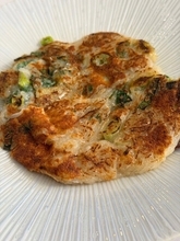 川崎麻世、妻と料理を楽しむ様子を報告「夫婦で共同作業の料理も楽しく美味しい」