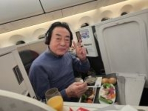 高橋英樹、妻との旅行で豪華な機内食を堪能「美味しかったです」