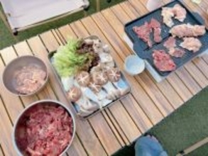 辻希美、自宅のバルコニーでBBQを堪能「夕飯もお肉と手巻き寿司にしまーす」