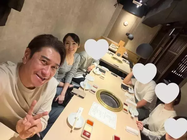 川崎麻世、妻らと絶品焼肉コースを堪能「最近食べた焼肉で1番美味しかった」