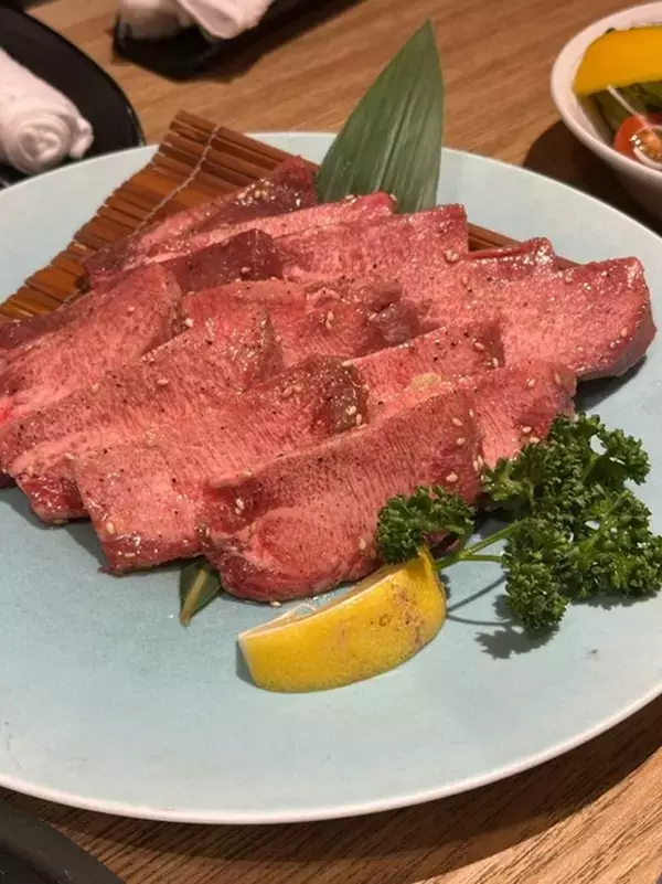 佐藤弘道、ハードな一日を終え自分へのご褒美「疲れた時は肉が食べたくなる」