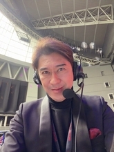 川崎麻世、念願だった格闘技イベントの初実況席を報告「いや～テンション上がる」