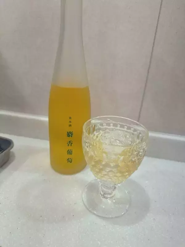 小倉優子、初めて飲んだマスカットの日本酒を絶賛「定番になりそうです」