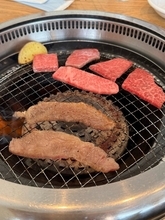 料理研究家・桜井奈々、2日連続で焼肉を堪能「まったく胃もたれしない」