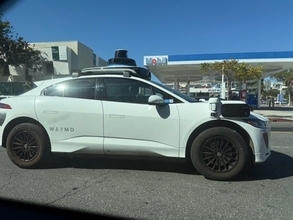 北斗晶、ロスで無人運転車に遭遇し驚愕「未来をこの目で見た感じ」