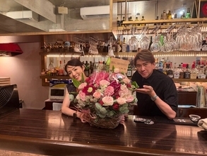 川崎麻世、妻の誕生日をカウントダウンで祝福「一生お互いの誕生日をお祝いしましょうね」